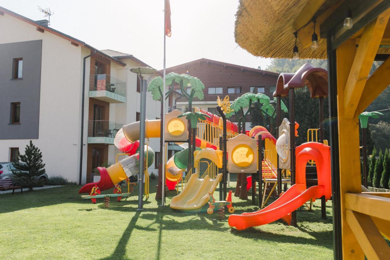שצ'צ'ירק Villa Monica Apartamenty מראה חיצוני תמונה