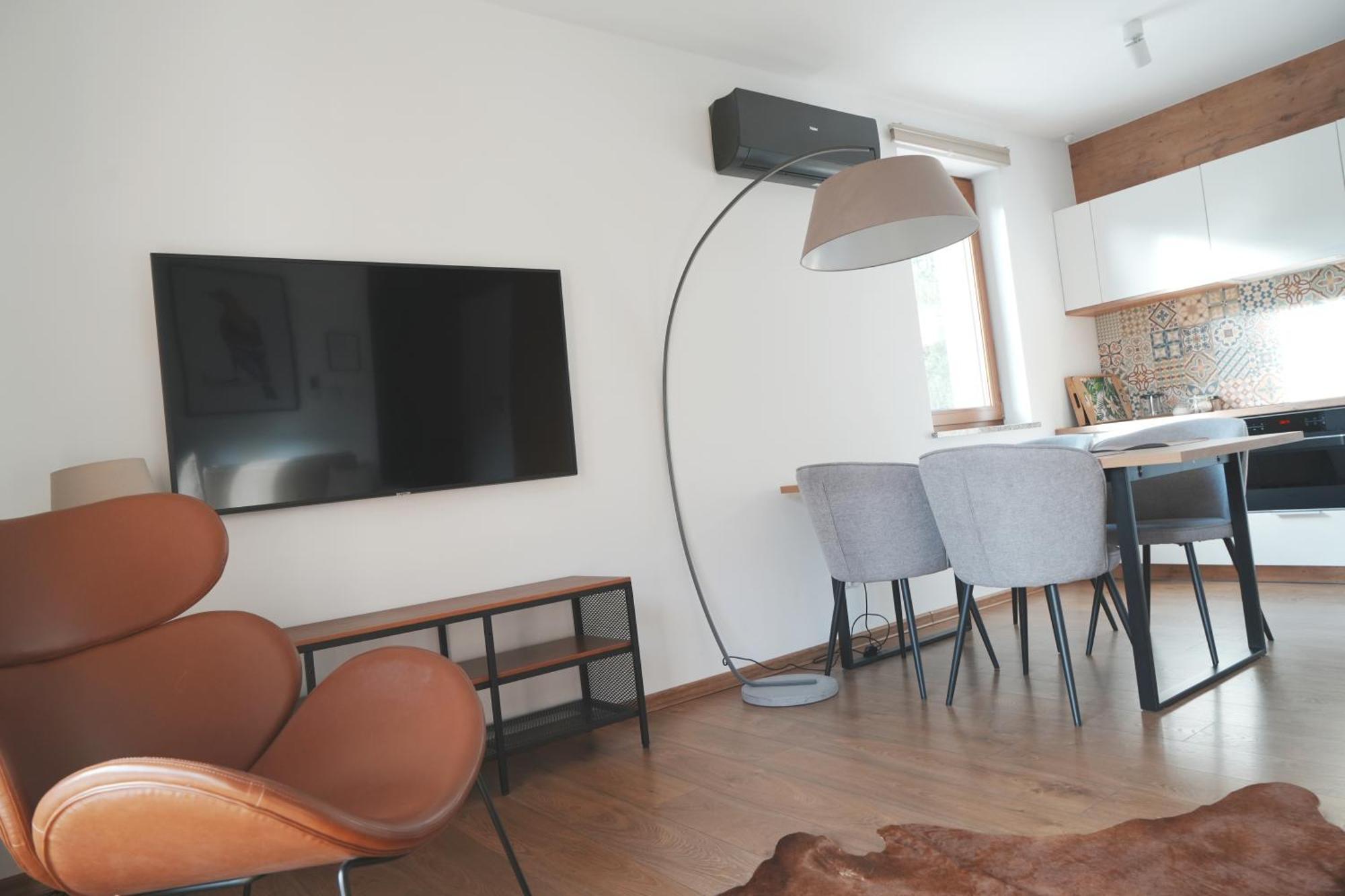 שצ'צ'ירק Villa Monica Apartamenty מראה חיצוני תמונה